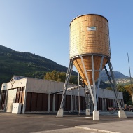 Silo en bois et hall de stockage du sel, base de la viabilité Sion, canton du Valais 