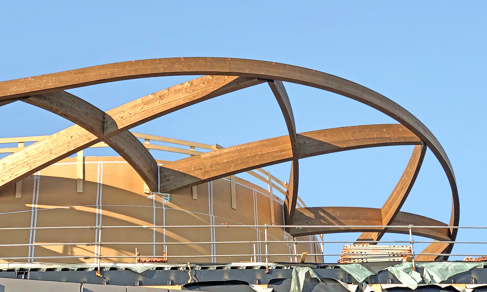 Detailansicht der Dachkonstruktion während den Bauarbeiten