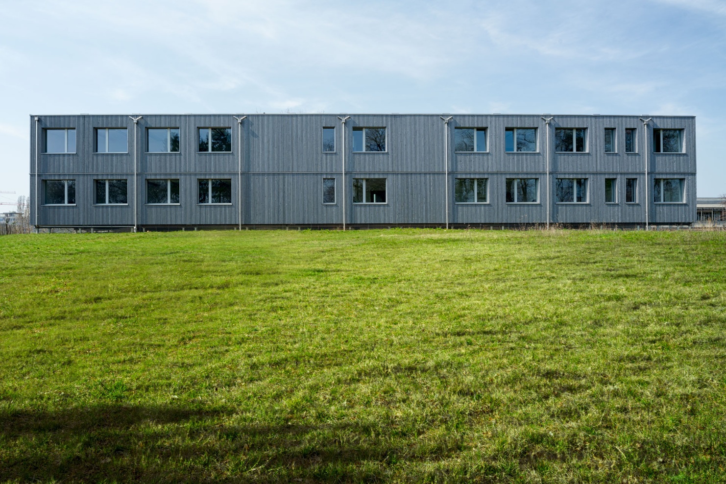 Two-storey temporary office building for the University of Lausanne.