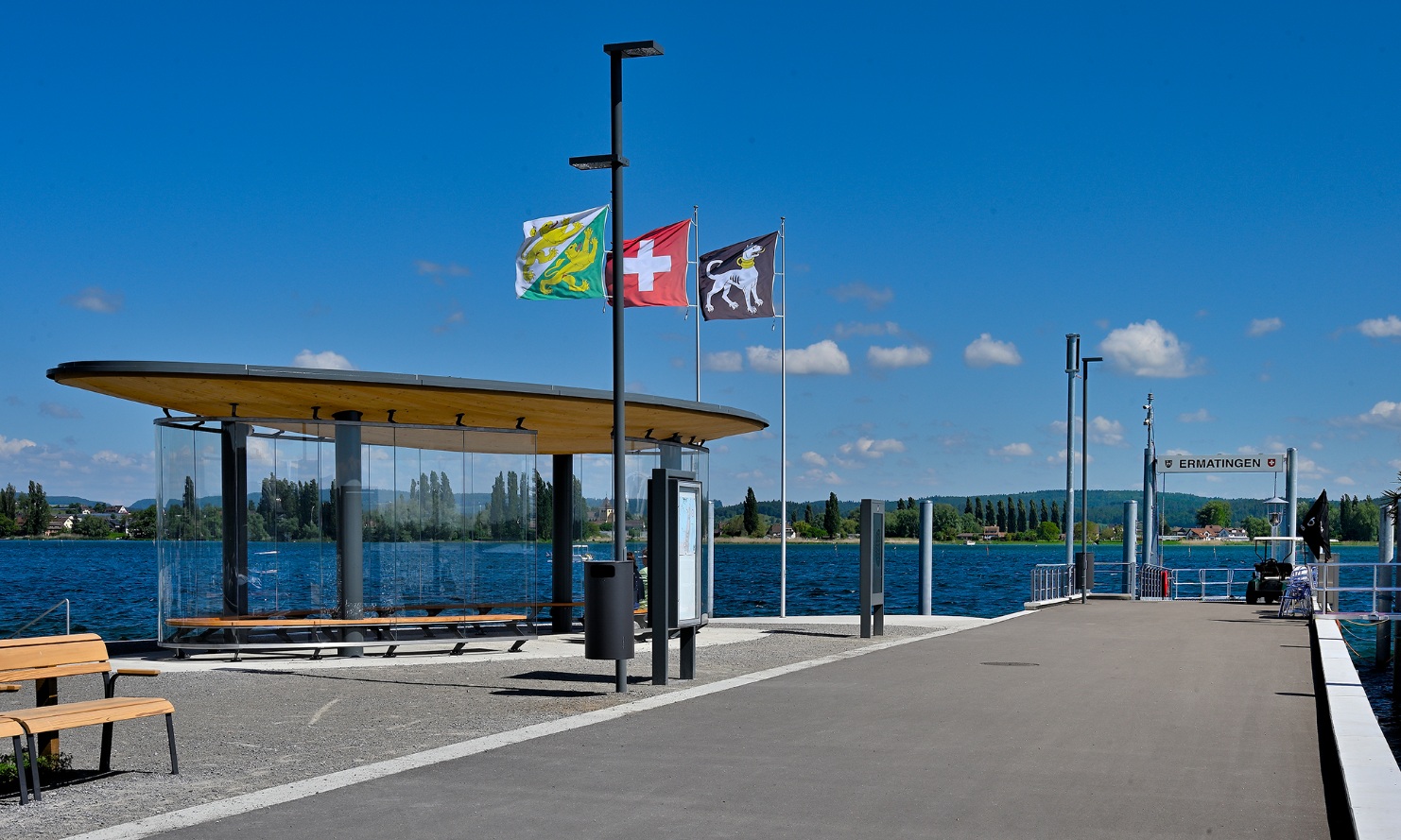 Stedi shelter at the wharf in Ermatingen on Lake Constance